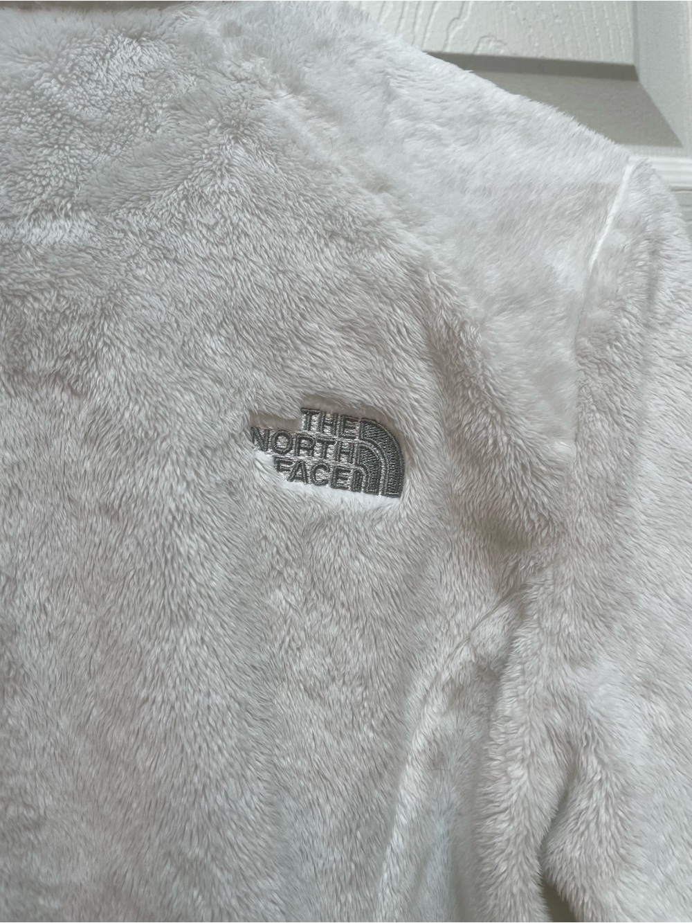 The North Face Women's Osito Fleece Jacket - White Small - Picture 7 of 11